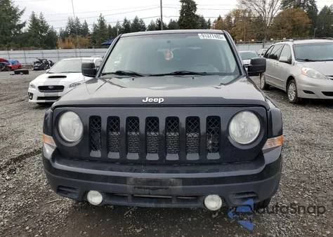 2012 Jeep Patriot Latitude z USA, uszkodzony, nr VIN 1C4NJRFB0CD705653
